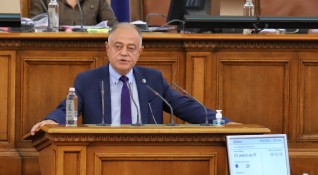 Демократична България ДБ ще се срещне с проф Николай Габровски