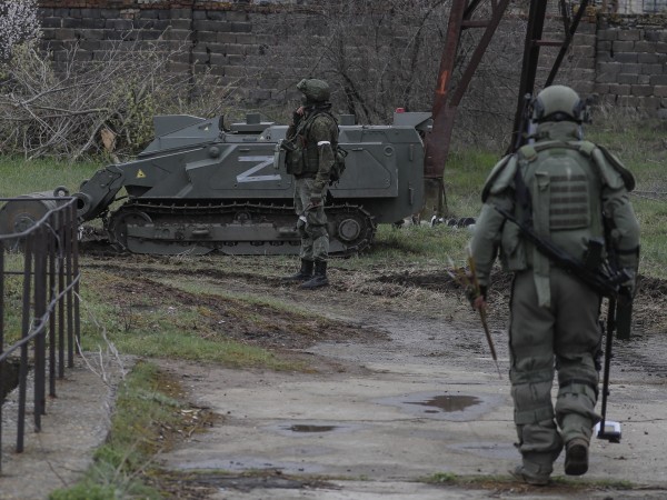 Руските войски са обстреляли цялата фронтова линия в Донецка област