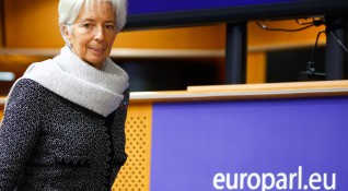 Заместник председателят на Европейския парламент Ева Кайли е била арестувана за