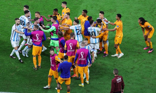 "Лалетата" разцъфнаха в края, за да увехнат след дузпи срещу Аржентина