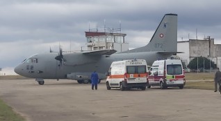 Военнослужещи от Военновъздушните сили осигуриха транспортиране със самолет Спартан на