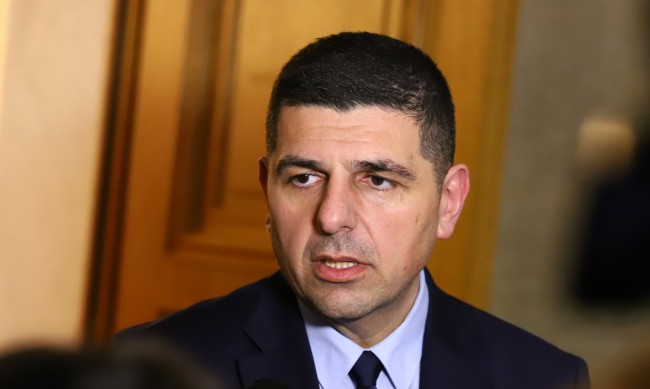 Мирчев: Отидем ли март на избори, няма да влезем в еврозоната на 1 януари