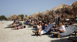 Гръцки хотелиери търсят български работници Още по темата18 дек 2022 10 15817