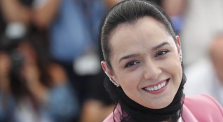 Известни личности и правозащитни групи призоваха Иран да освободи актрисата