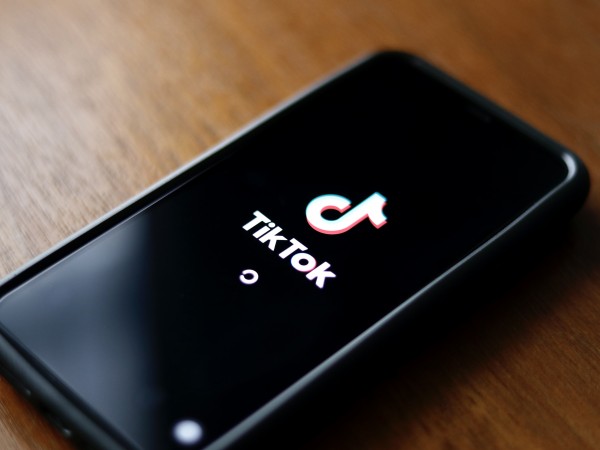 Американски законодатели планират да поискат забрана за ползване на TikTok