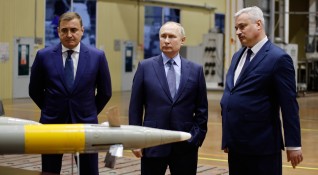 Руският президент Владимир Путин заяви днес пред ръководители от отбранителната