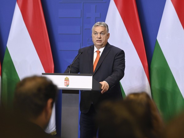 Премиерът на Унгария Виктор Орбан смята, че Европейският парламент трябва