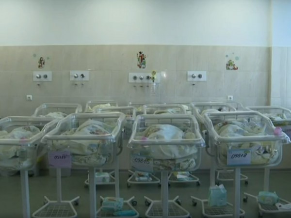 Първото бебе, което се роди в болница Майчин дом една