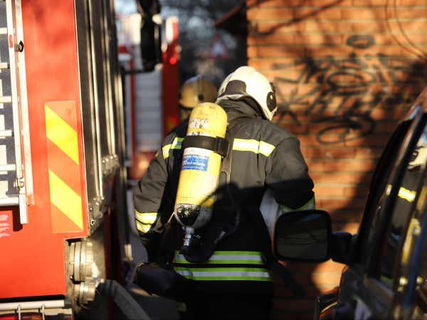 Пожар в жилищен блок в кюстендилския квартал Румена Войвода, предаде
