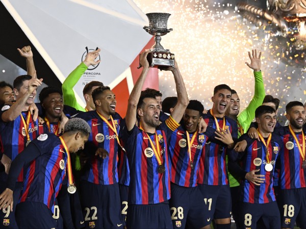 Барселона спечели заслужено Суперкупата на Испания, надигравайки Реал Мадрид категорично