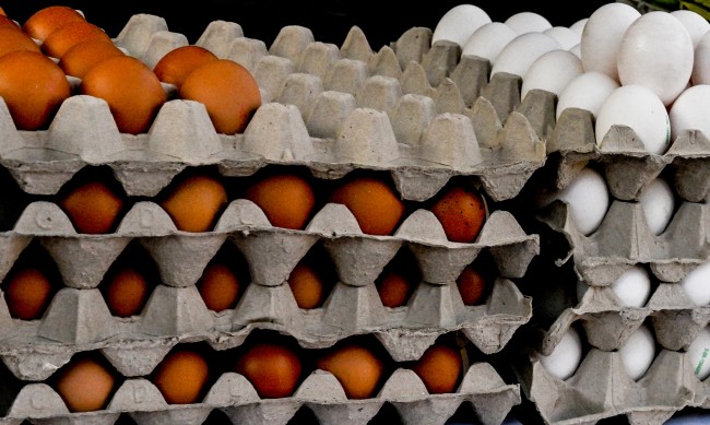 И омлетът все по-скъп: Цената на яйцата литна нагоре