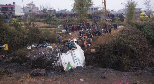 Пилотът на самолета който се разби в Непал не е