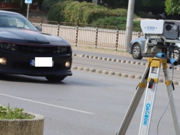 Новите табла за скорост в София отчитат фрапиращи резултати само