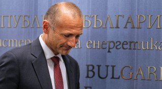 Министърът на енергетиката Росен Христов коментира че служебният кабинет продължава