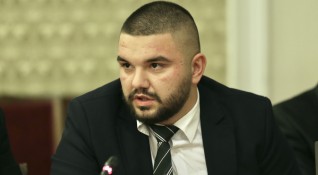 Външният министър Николай Милков ще бъде изслушан на извънредно заседание