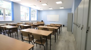 Финансирането на училищата е затруднено заради политическата нестабилност в България