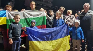 Езиковата бариера за украинските бежанци е сериозна пречка Но все