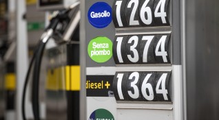 Основните оператори на бензиностанции в Италия започнаха стачка съобщи АНСА