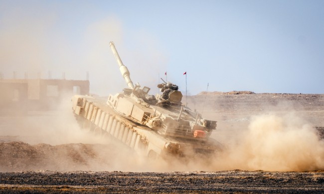 В Русия се присмиват на обещаните на Украйна западни танкове 