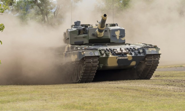 Защо танковете от Германия и САЩ няма да имат незабавен ефект върху войната? 