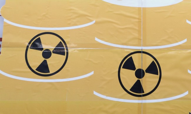 В Австралия издирват радиоактивна капсула, паднала от камион 