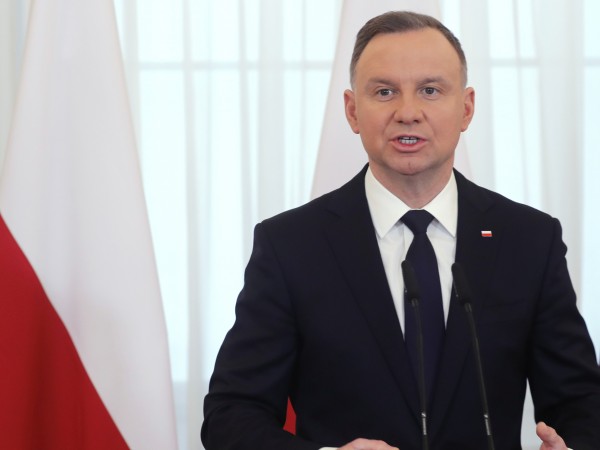 Полският президент заяви, че е готов да построи нова Желязна