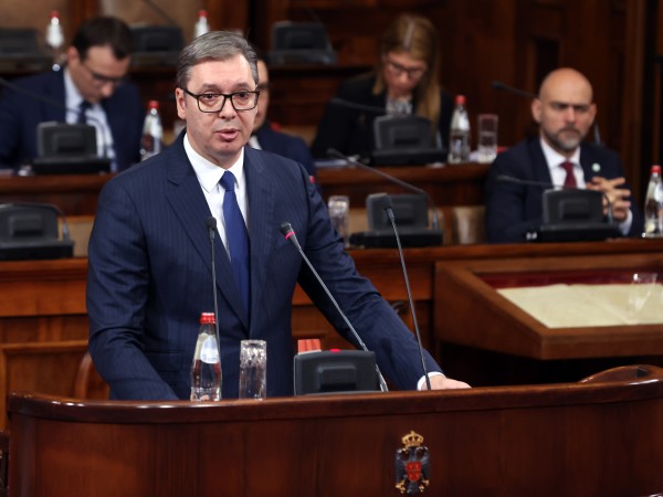 Президентът на Сърбия Александър Вучич заяви днес, на втория ден