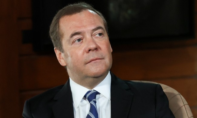 Медведев: При удар по Крим ще изгори цяла Украйна 