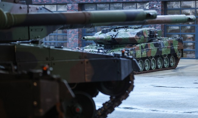 Украйна очаквала много западни танкове скоро