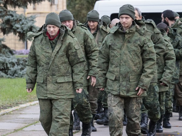 114 украински редници и сержанти и двама офицери са били