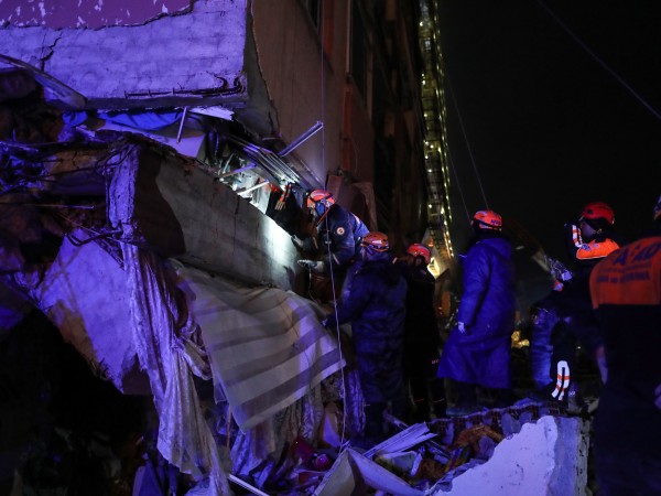 Броят на жертвите на разрушителното земетресение в Южна Турция достигна