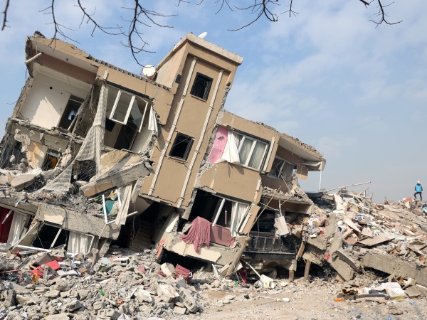 Земетресение с мощта на това в Кахраманмараш, Южна Турция, се