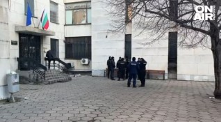 30 фенове на Левски са задържани в полицията след приключването