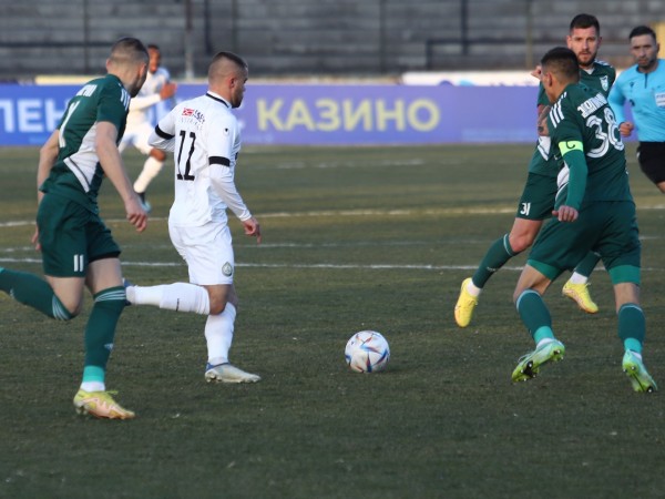 Славия победи с 2:0 у дома Пирин Благоевград в последен