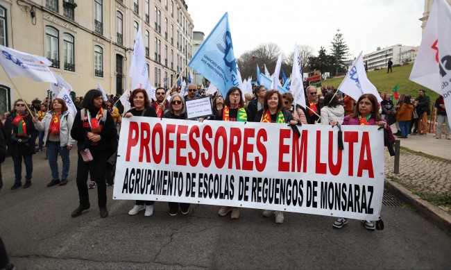 Протести за повишение на доходите в Португалия