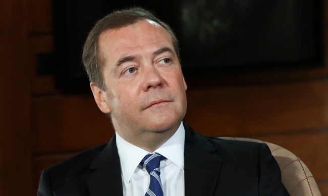 Дмитрий Медведев: Русия може да достигне до Киев или Лвов