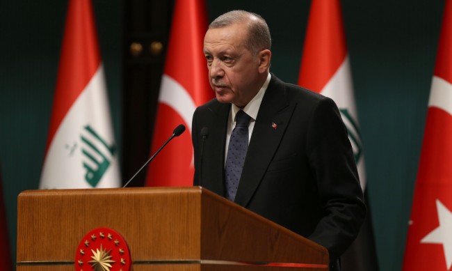 Ердоган категоричен: Бедствията няма да спрат развитието на Турция
