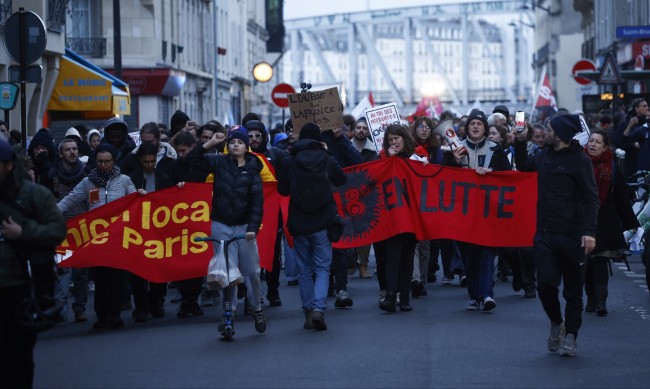Вижда се обрат във Франция за пенсионната реформа