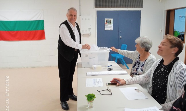 Започна изборният ден в чужбина