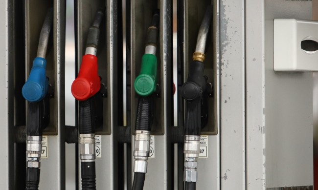 Качествени ли са горивата по бензиностанциите? 