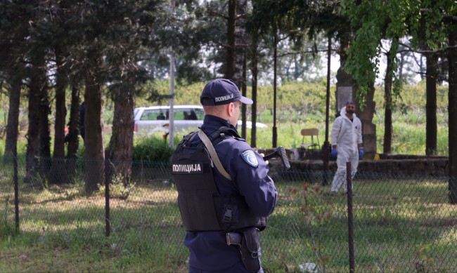 11 арестувани след като разбиха престъпна група в Ниш 
