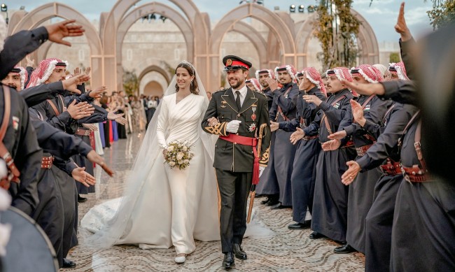 Втора сватба в Йордания за годината - вижте пищната церемония 