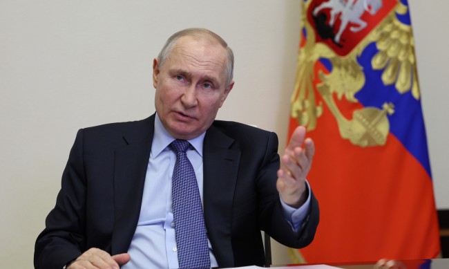 Путин: Недоброжелатели опитват да дестабилизират Русия