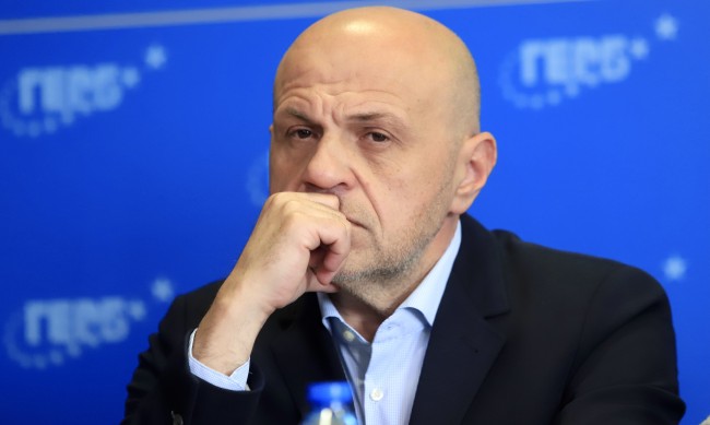 Дончев: Не изключвам пълен мандат за кабинета "Денков- Габриел"