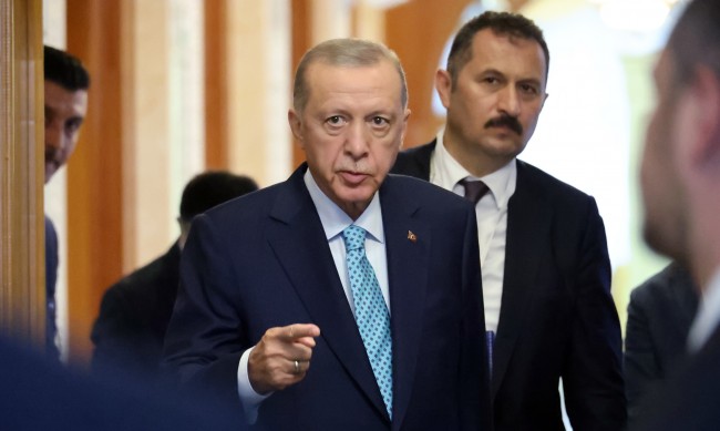 Ердоган зове да не бъде "маргинализирана" Русия в зърнената сделка