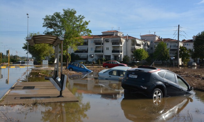 След "Даниел" в Гърция: Обезлюдяване на градове и села, пестициди под вода