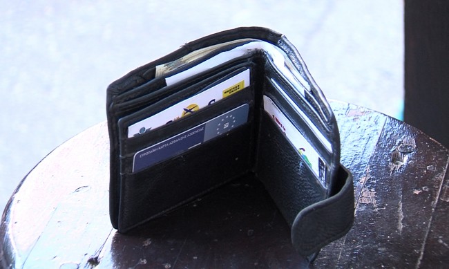 Петокласник върна изгубен портфейл с пари