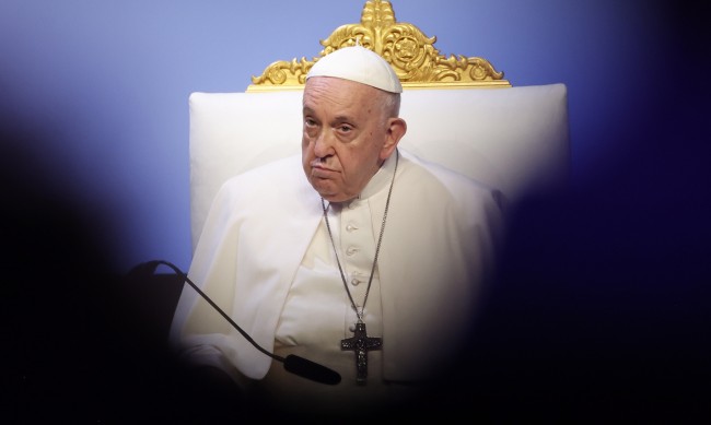 Папата призова Европа да посрещне мигрантите с "Добре дошли"