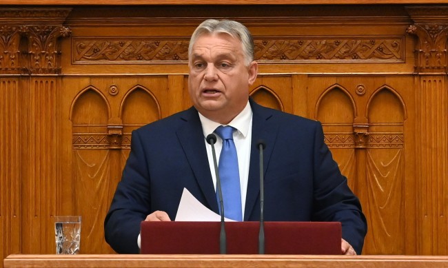 Орбан заплаши с бойкот Украйна заради правата на унгарците