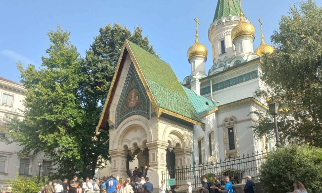 Митрофанова: Ще предприемем действия за руската църква
